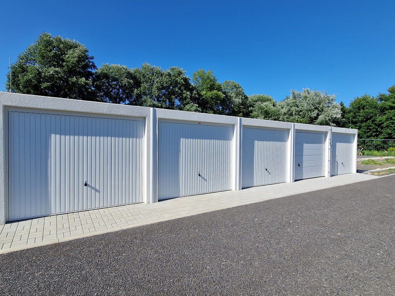 Garáže, Jirkov, okres Chomutov, Ústecký kraj, 18 m² - 1