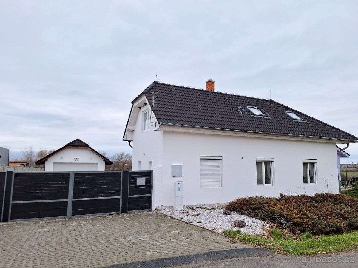 Prodej dům - Kounice, 289 15, 185 m²