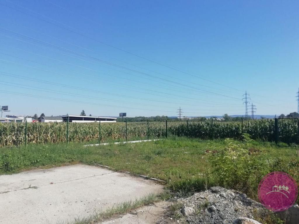 Prodej komerční pozemek - Pavelkova, Olomouc, 4 588 m² - 5