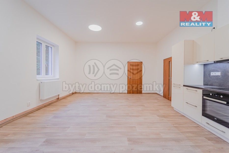 Pronájem byt 2+kk - Ruská, Ostrava, 68 m²