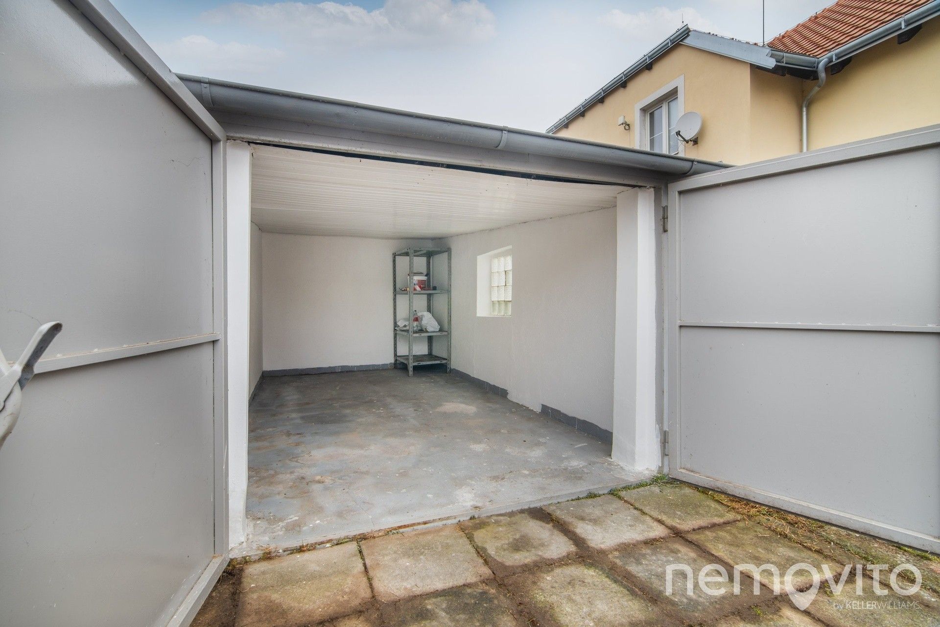 Prodej garáž - U Drahaně 145, Praha, 20 m²