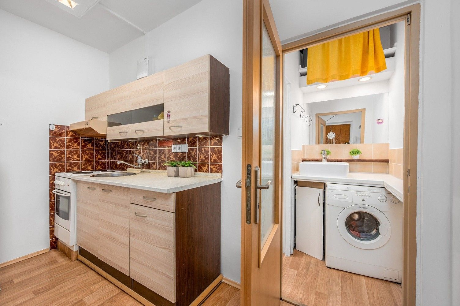 Pronájem byt 2+kk - Jasmínová, Praha 10 - Záběhlice, 34 m² - 5