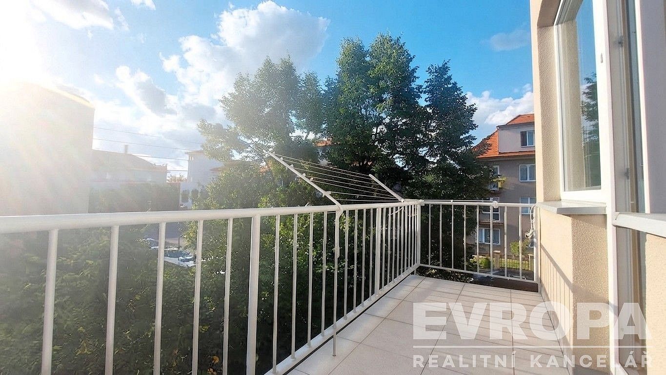 2+1, Praha - Smíchov, okres Praha 5, Hlavní město Praha, 54 m² - 2