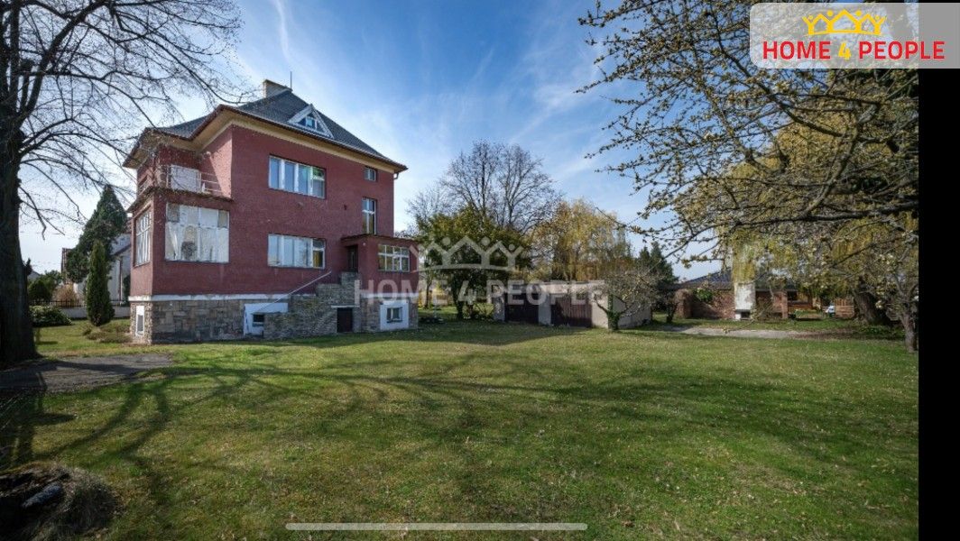 Prodej pozemek pro bydlení - Poděbradova, Úvaly, 877 m²