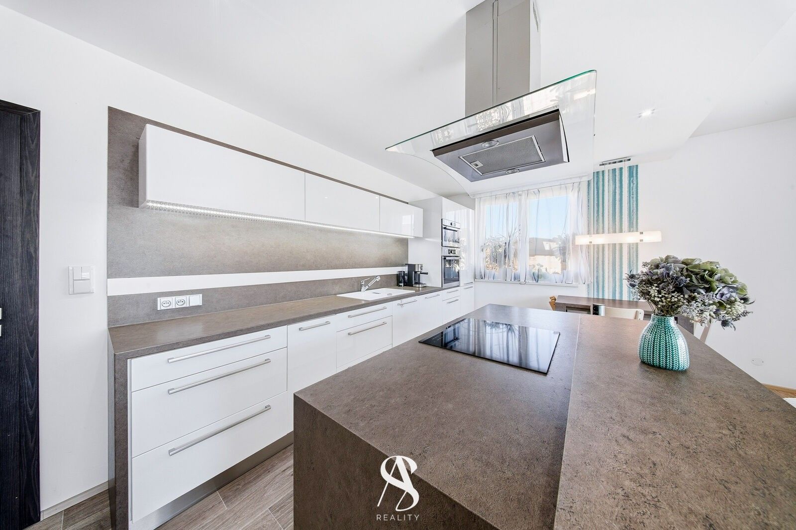 Prodej byt 2+kk - Jarmily Glazarové 413, Olomouc Hejčín, 74 m² - 5