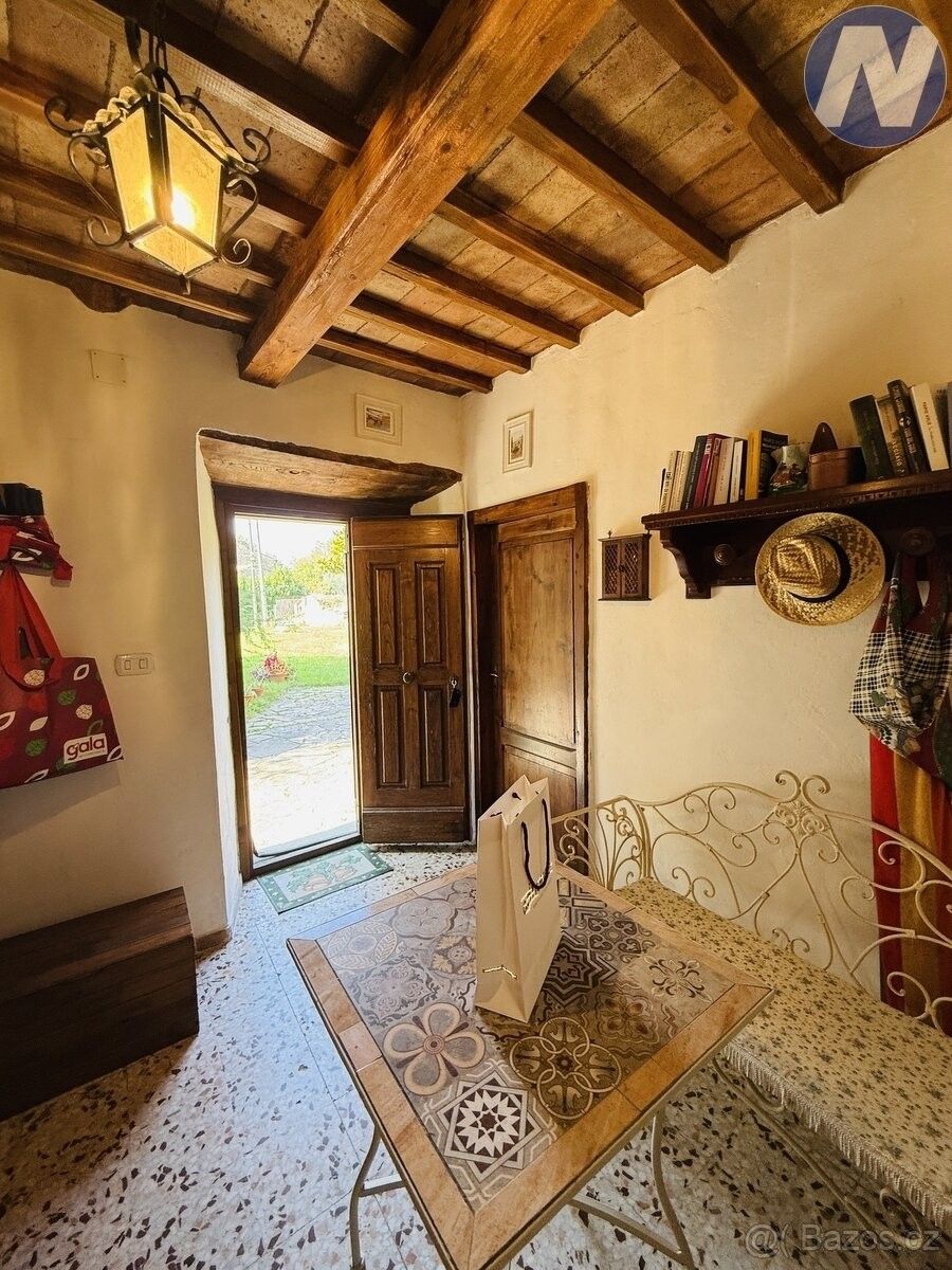 Prodej rodinný dům - 987 66, Zahraničí