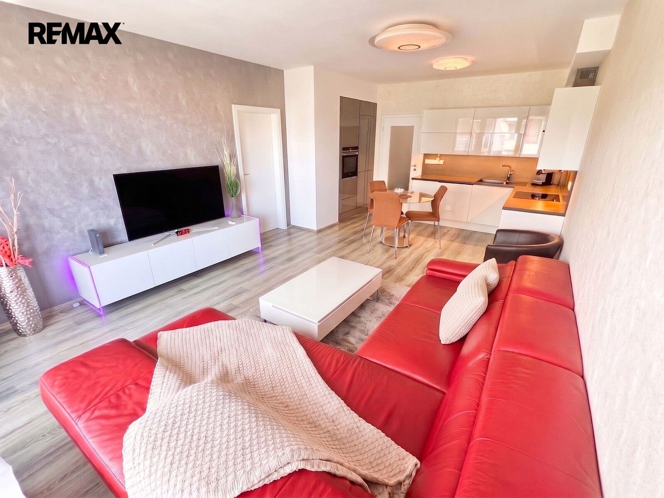 2+kk, Modrého, Praha 9 - Vysočany, 62 m² - 2