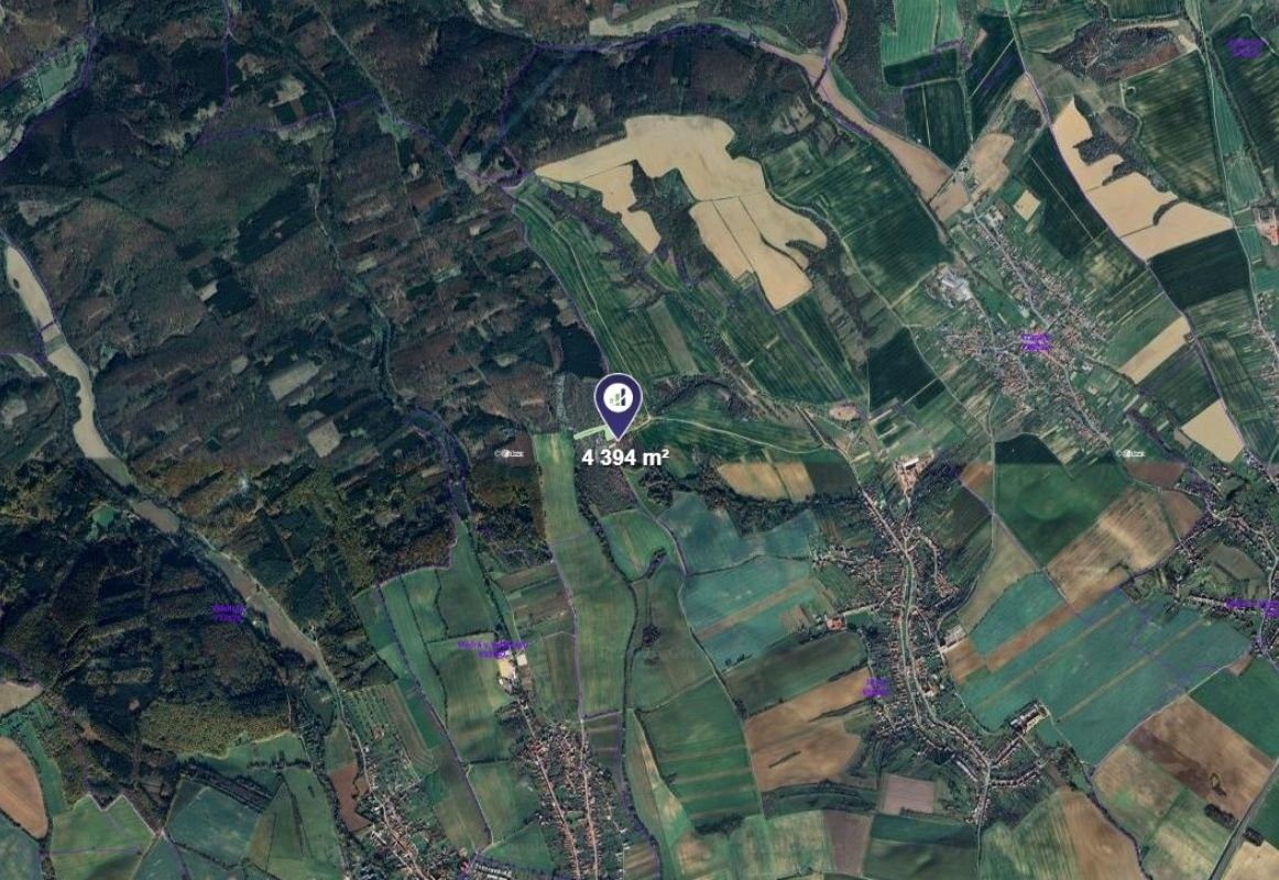 Zahrady, Velehrad, 4 394 m² - 2