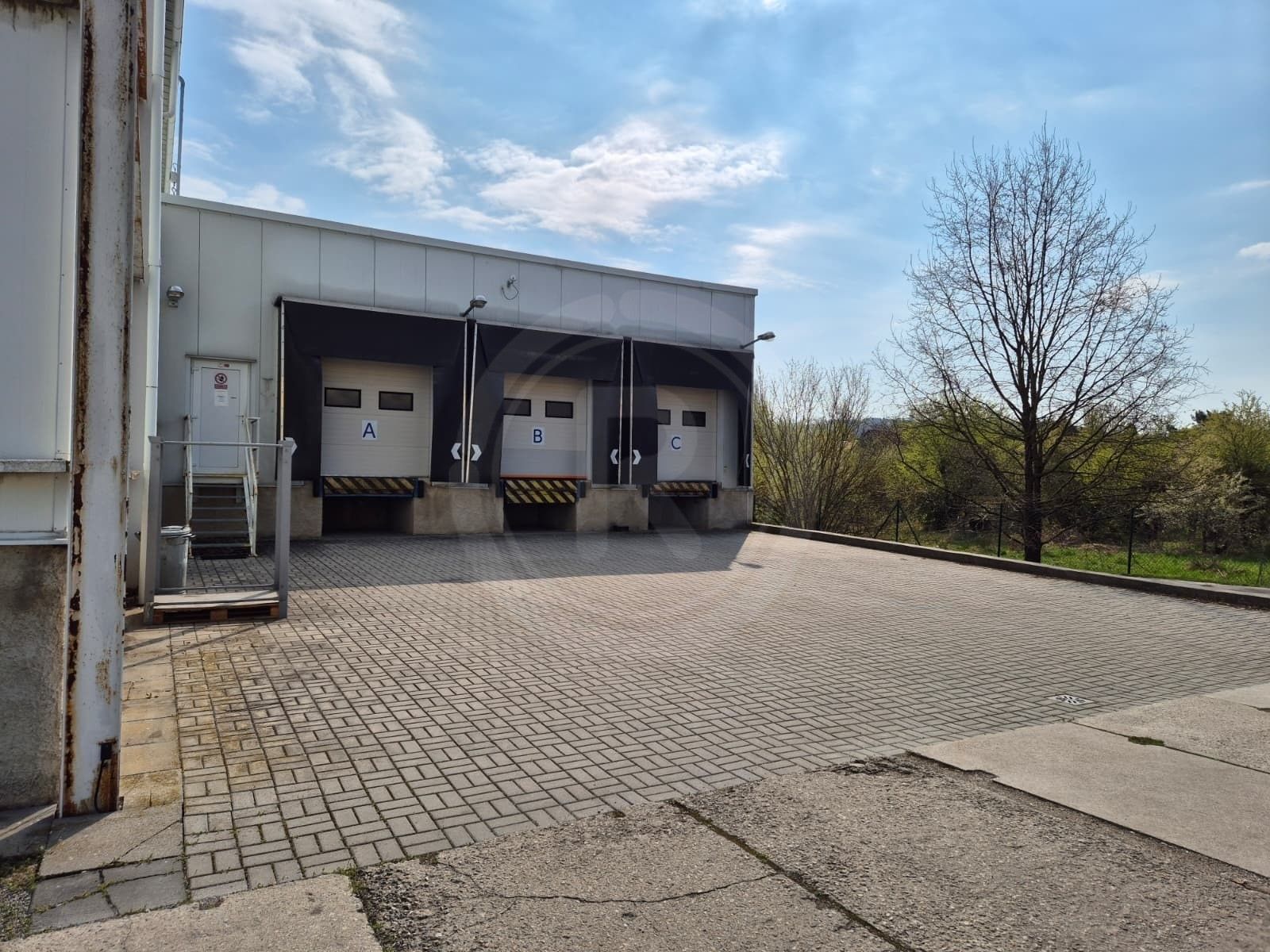 Sklady, Rudolfov Hlinsko, 186 m² - 1