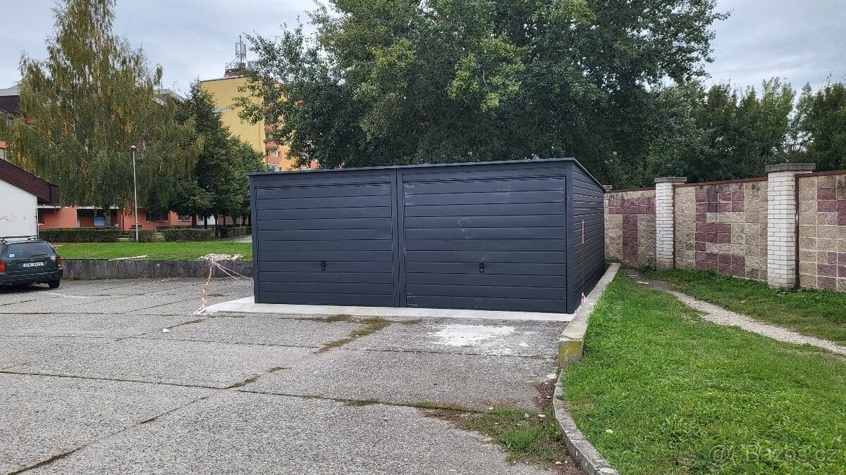 Garáže, Hulín, 768 24