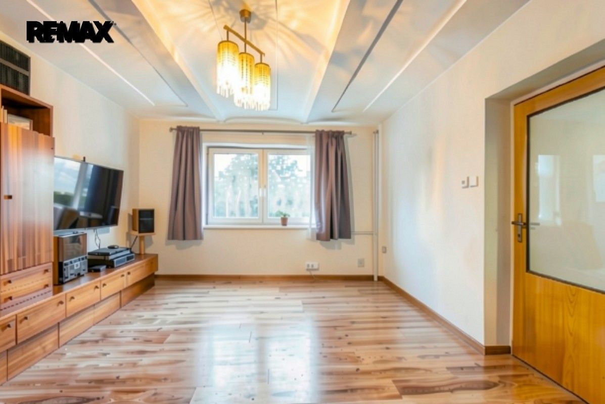 Rodinný dům · 250 m² · Královice, okres Kladno - 4