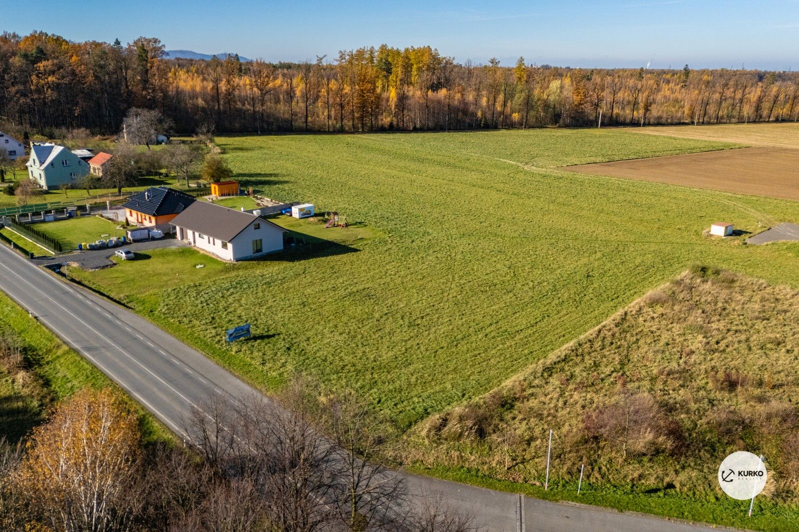Pozemek · 1 000 m² · Vojkovice - 3