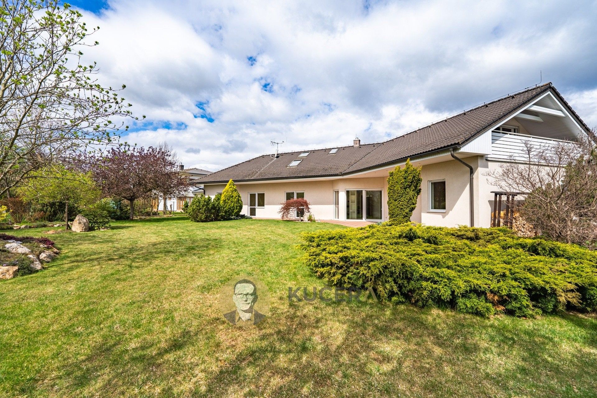 Rodinné domy, Skřivanová, Jesenice Zdiměřice, 488 m² - 1