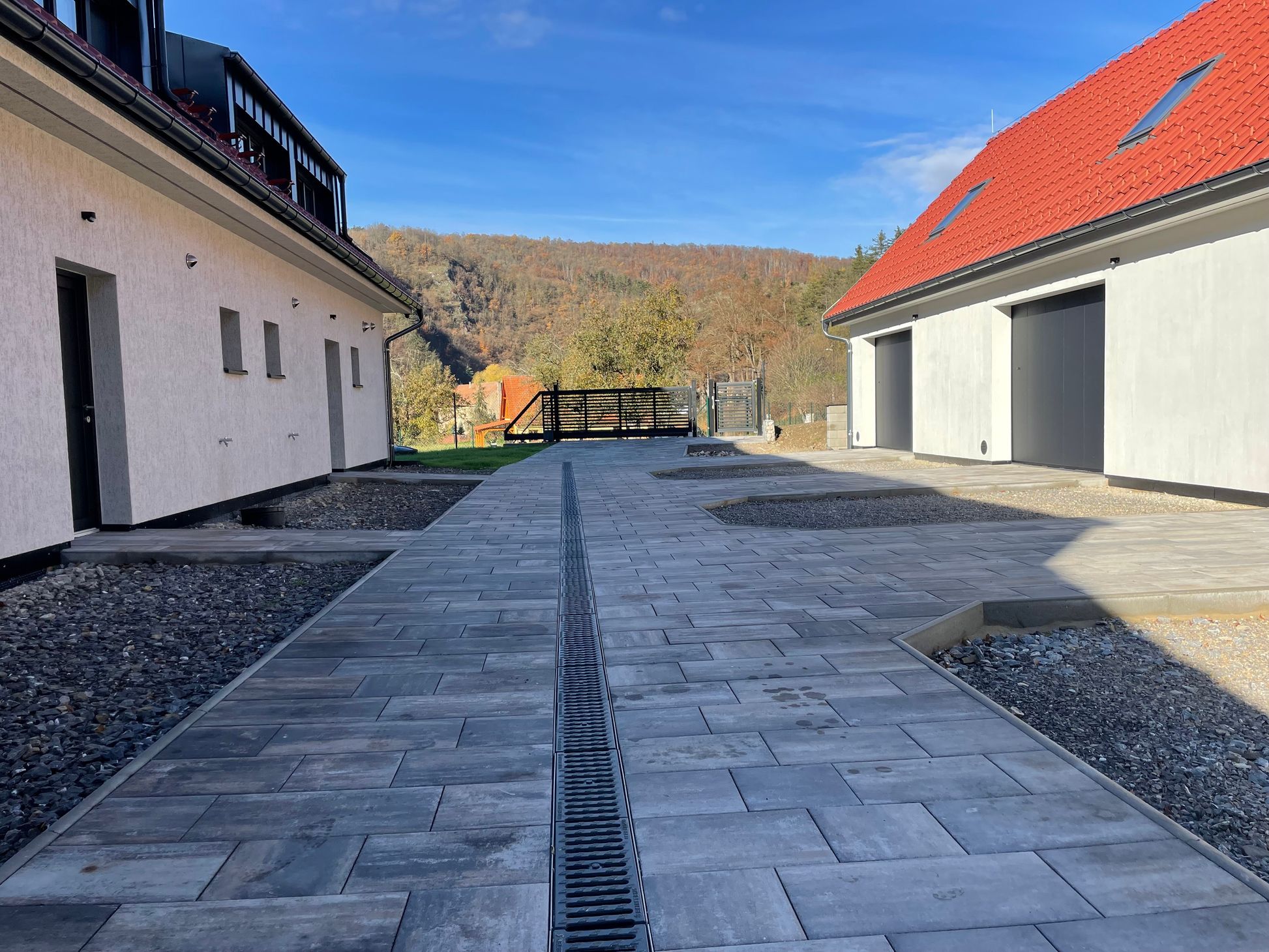 Prodej rodinný dům - Beroun-Hostim, 212 m² - 5