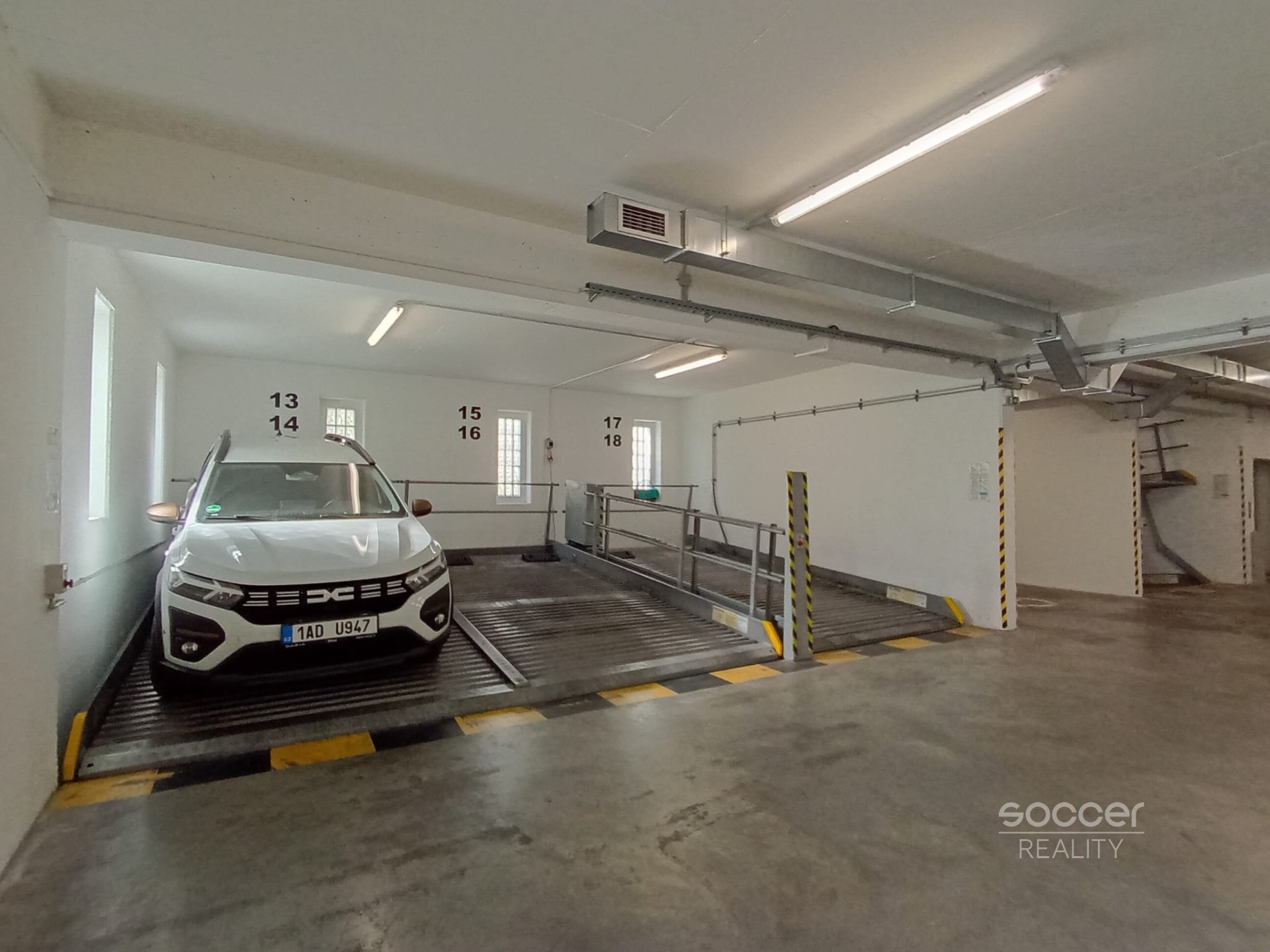 Garáž · 13 m² · Přeštická, Praha Hostivař - 3