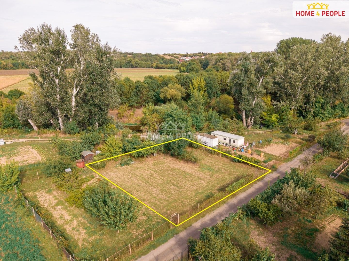 Zahrady, Medlov, 712 m² - 2