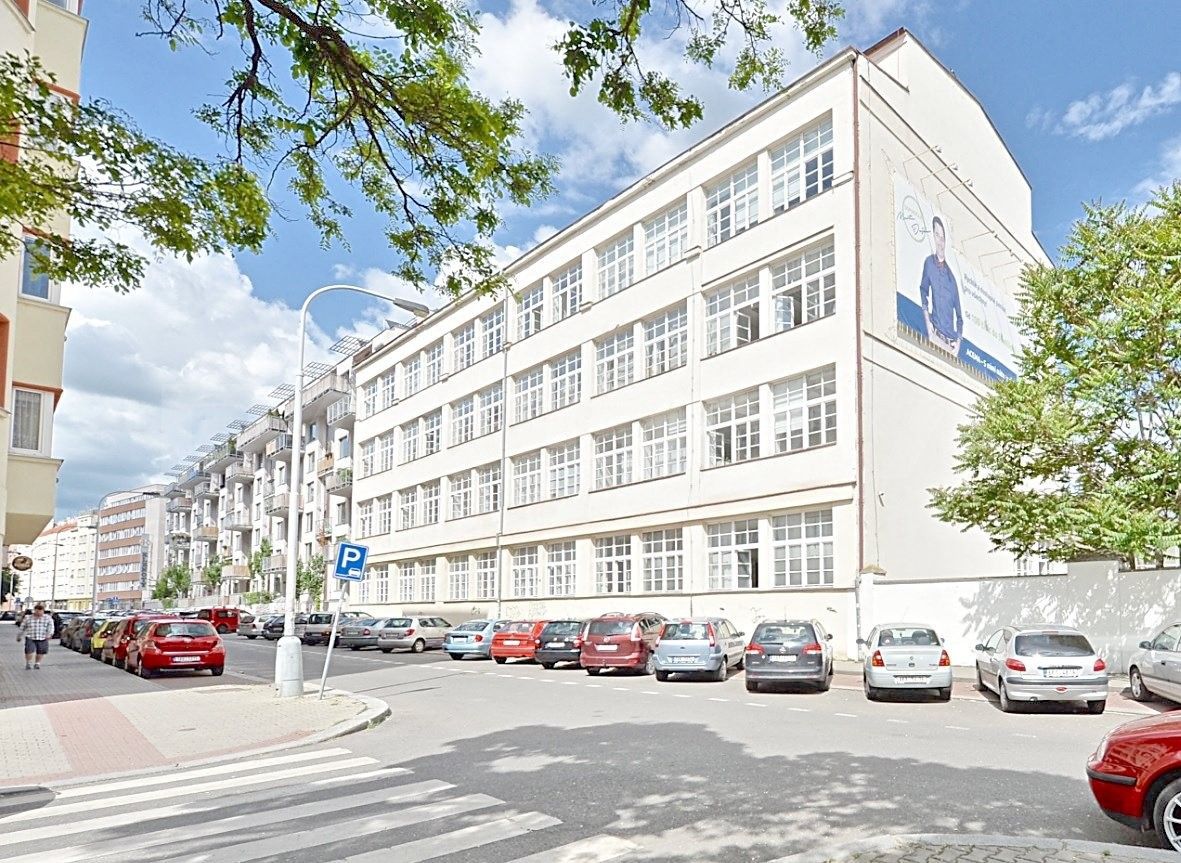 Kanceláře, U libeňského pivovaru, Praha, 384 m² - 1