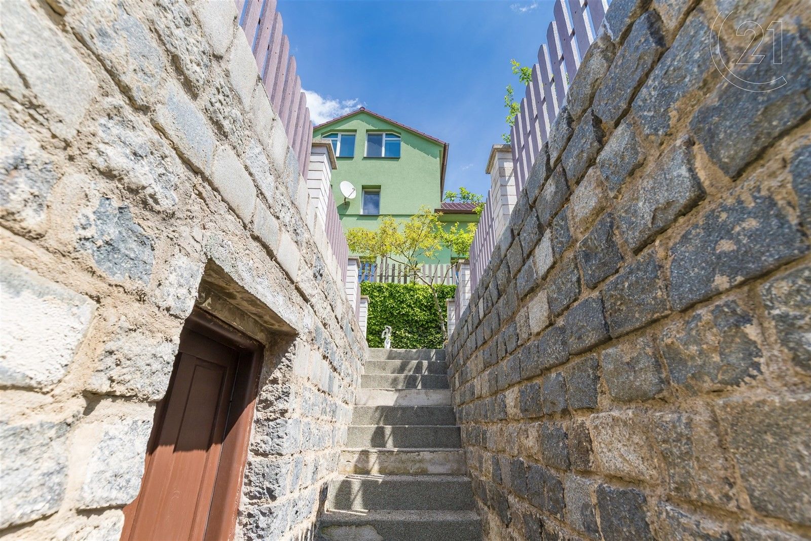 Prodej byt 1+kk - Lysolajské údolí, Praha, 38 m²