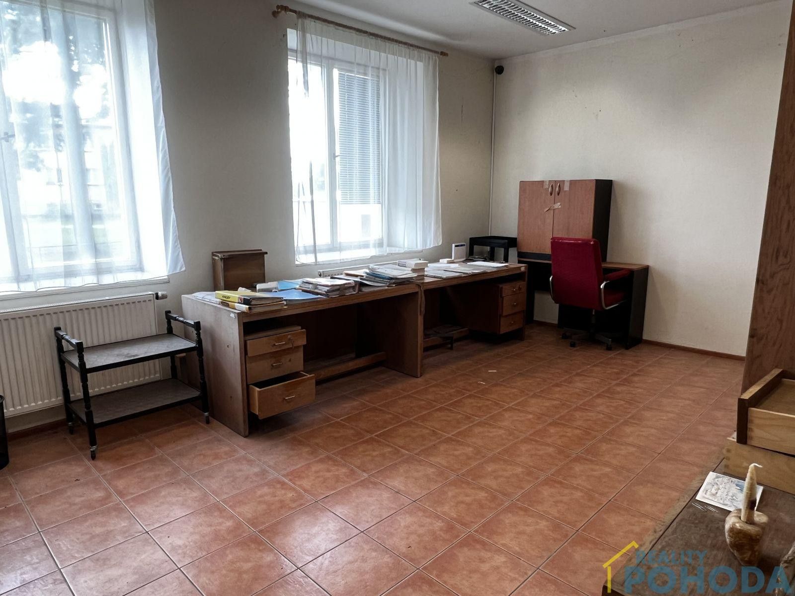 Pronájem kancelář - Radhošť, 85 m²
