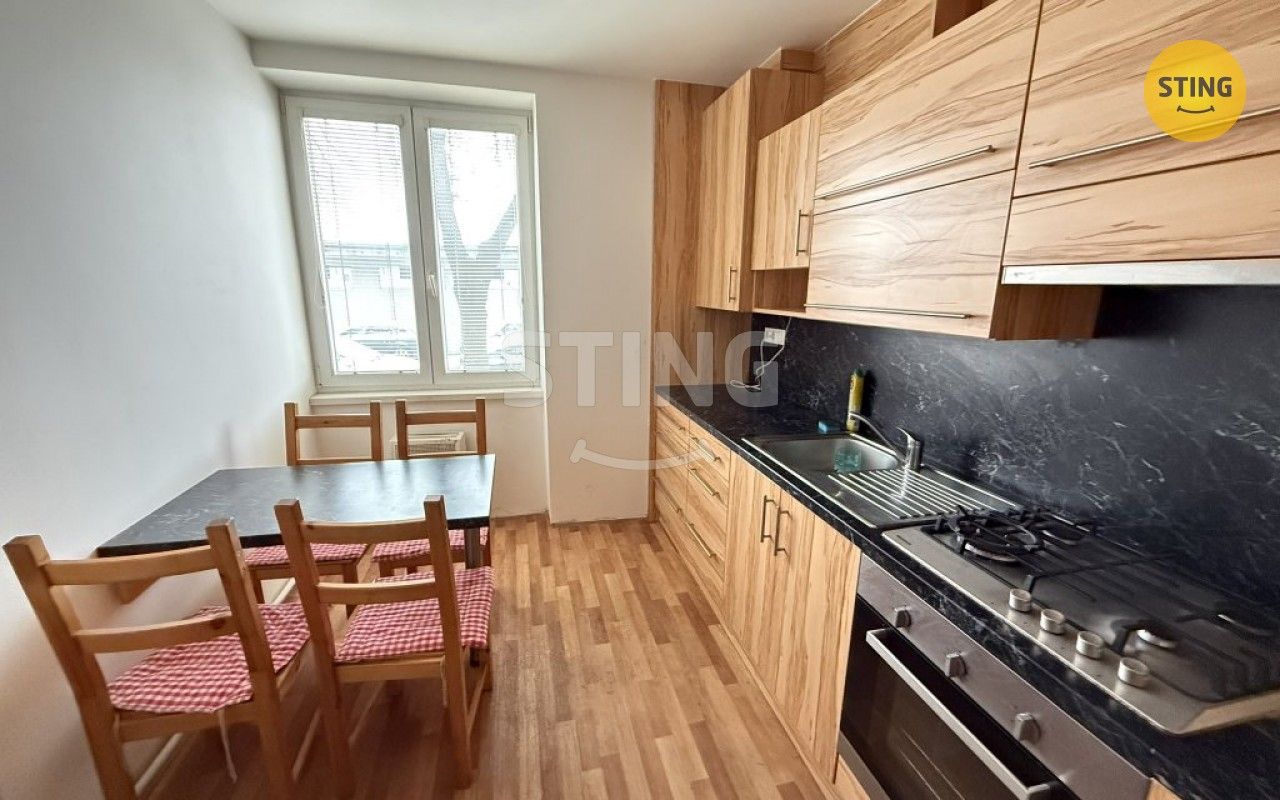 1+1, Polanova, Opava, 32 m²