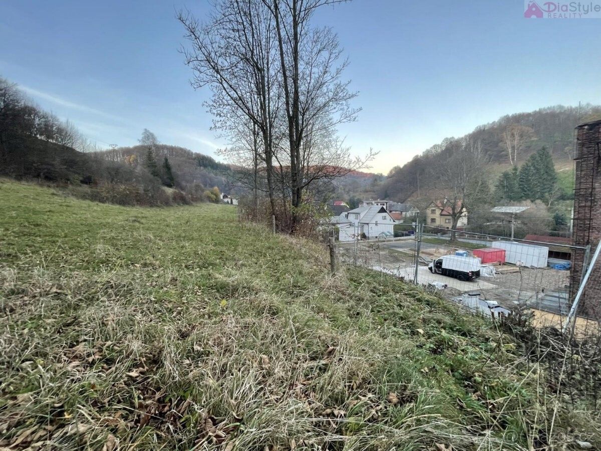 Prodej pozemek pro bydlení - Vsetín, 755 01