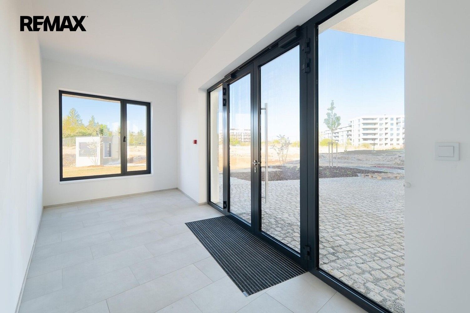 Obchodní prostory, 34 m²