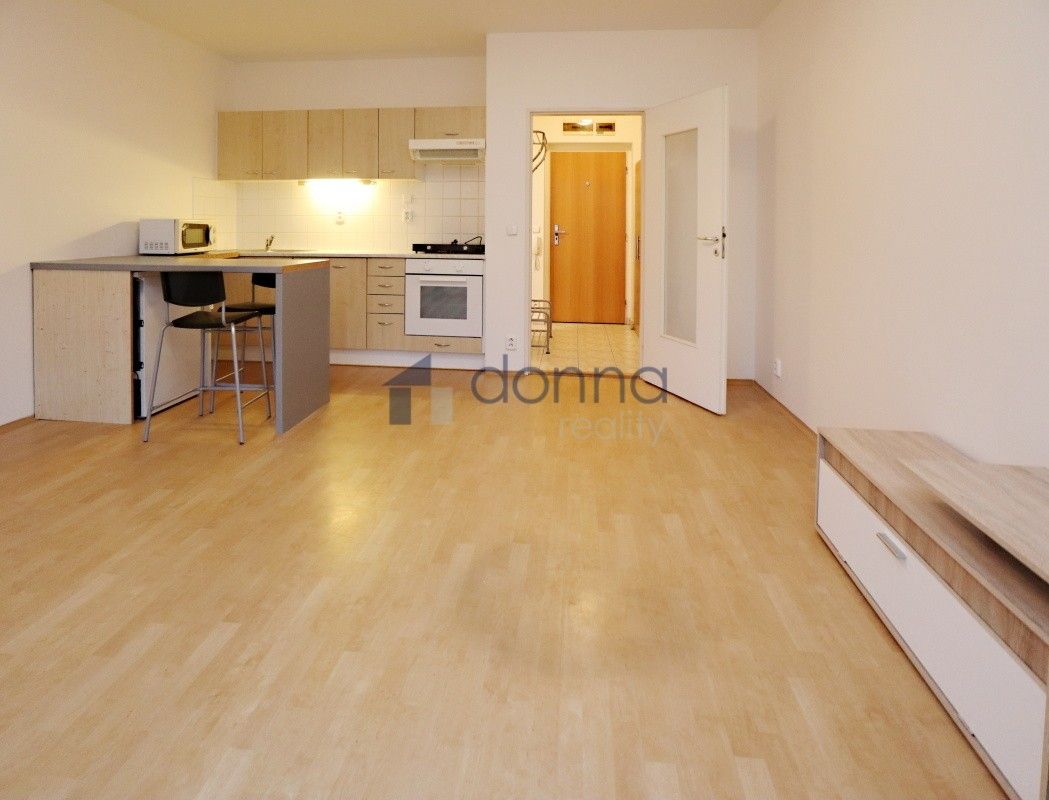 Byty, Hostivice, 253 01