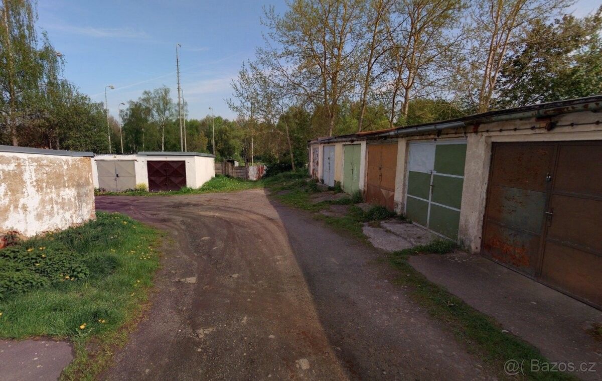 Prodej garáž - Karlovy Vary, 360 01