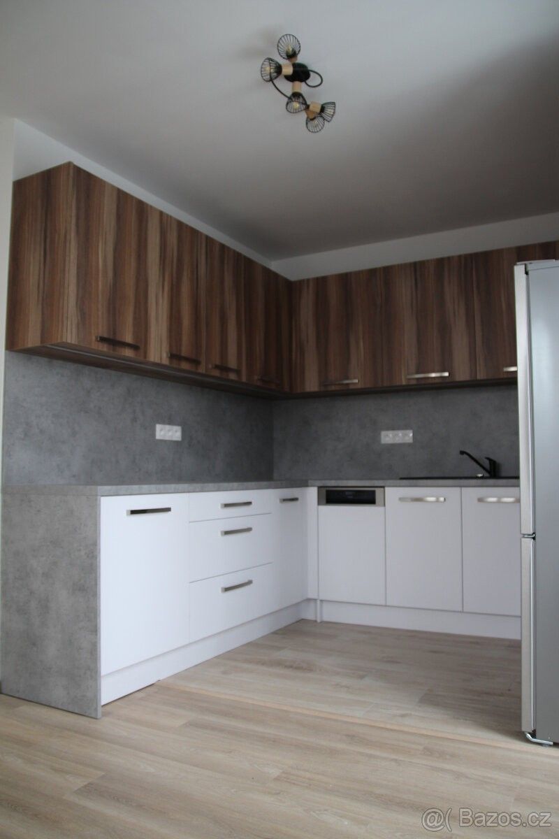 Byty, Hodonín, 695 01