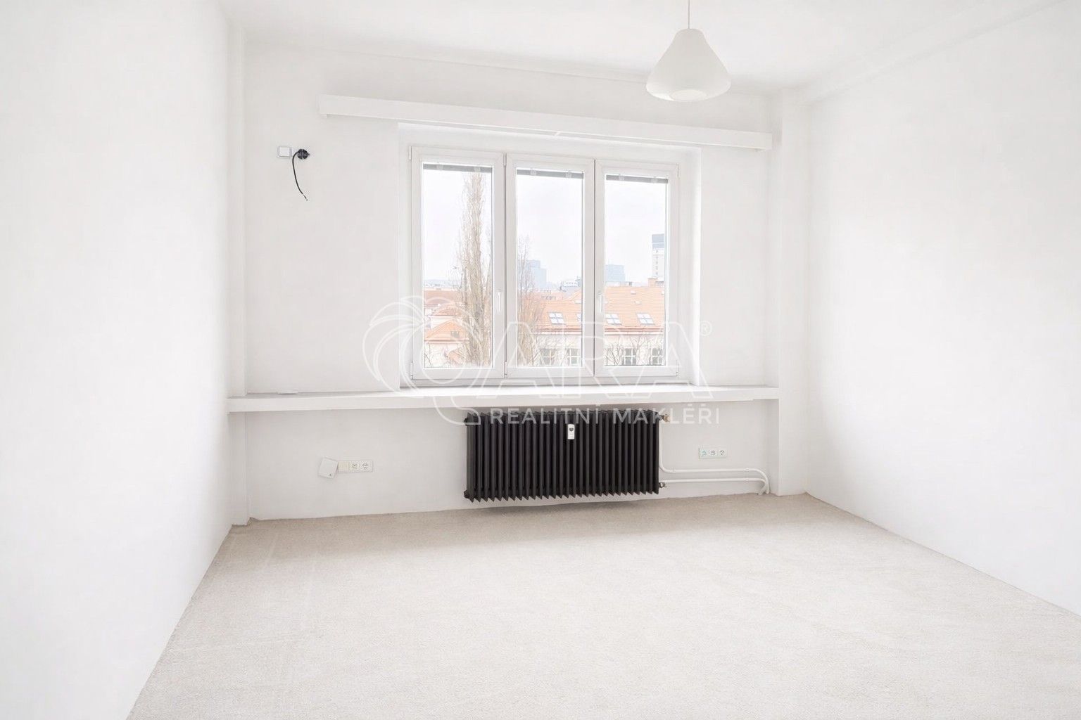 Pronájem byt 1+kk - U Pergamenky, Praha, 30 m²