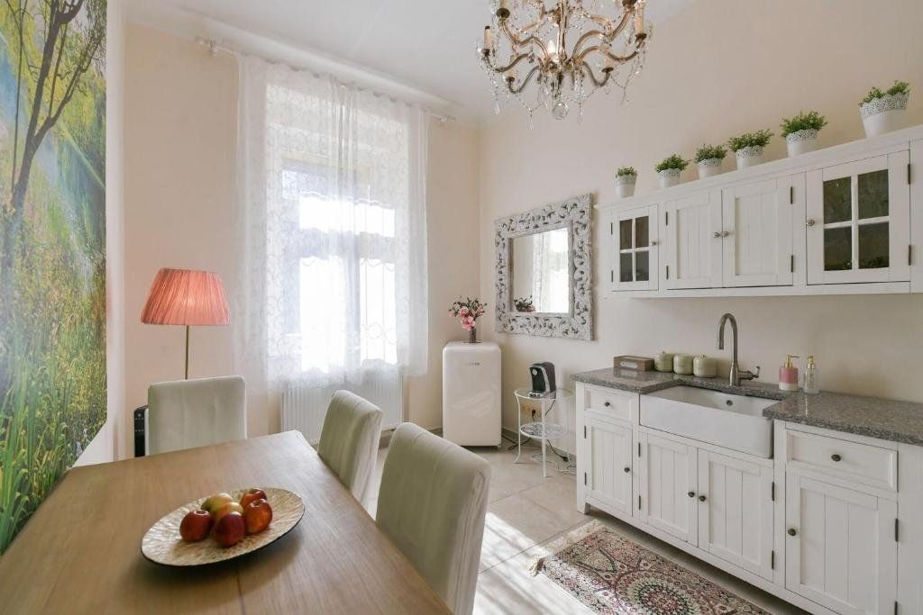 Byty, Nitranská, Praha - Vinohrady, 77 m² - 2