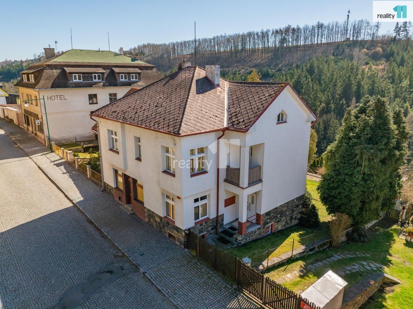 Rodinné domy, náměstí Míru, Rataje nad Sázavou, 468 m²