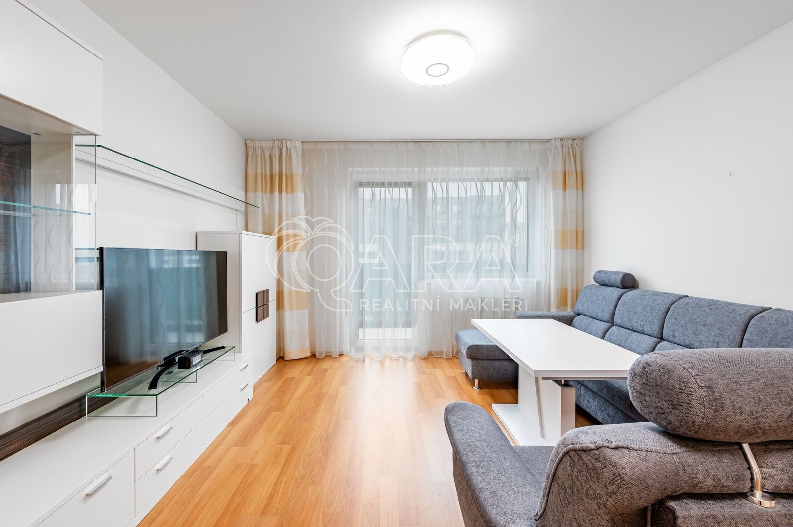 Pronájem byt 2+kk - Fikerova, Praha, 62 m²