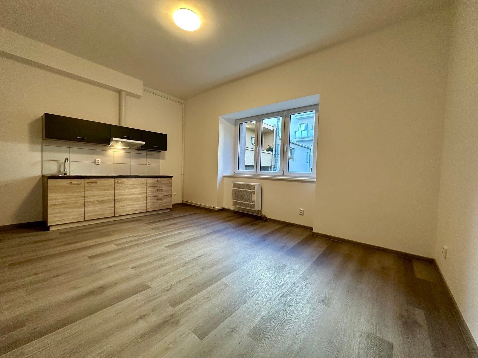 2+kk, Patočkova, Praha, 40 m²