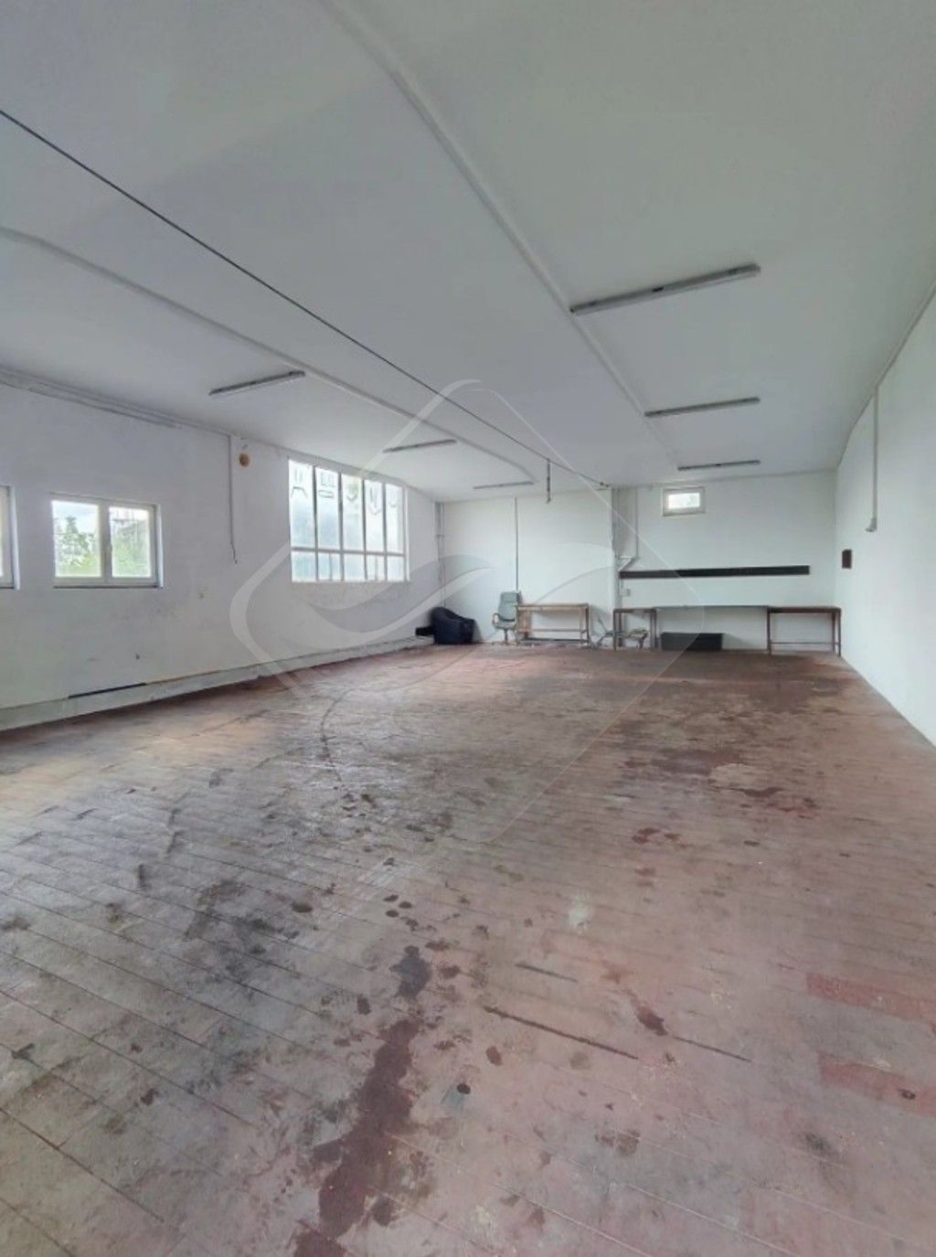 Sklady, Sportovní, Přelouč, 120 m²