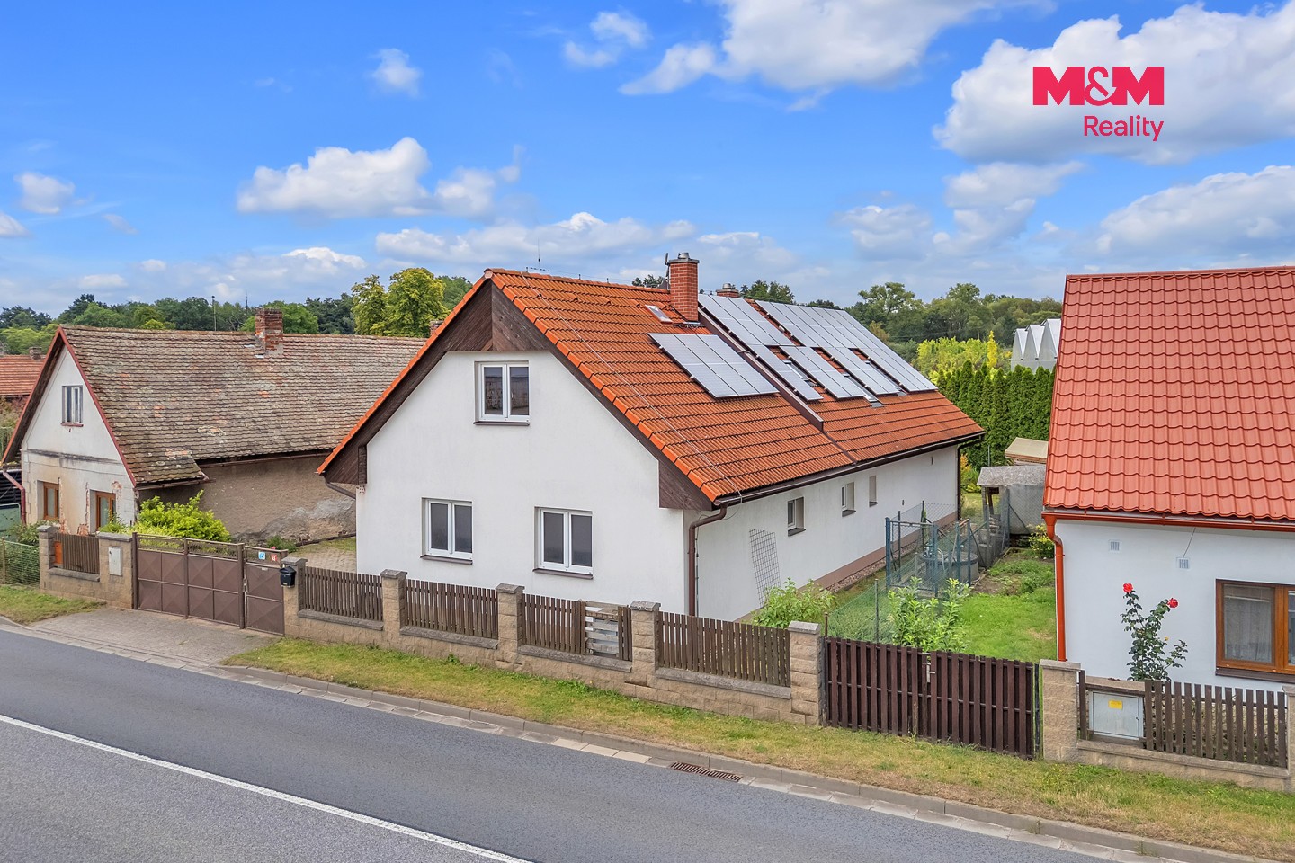 Prodej rodinný dům - Zdechovice, 201 m² - 1