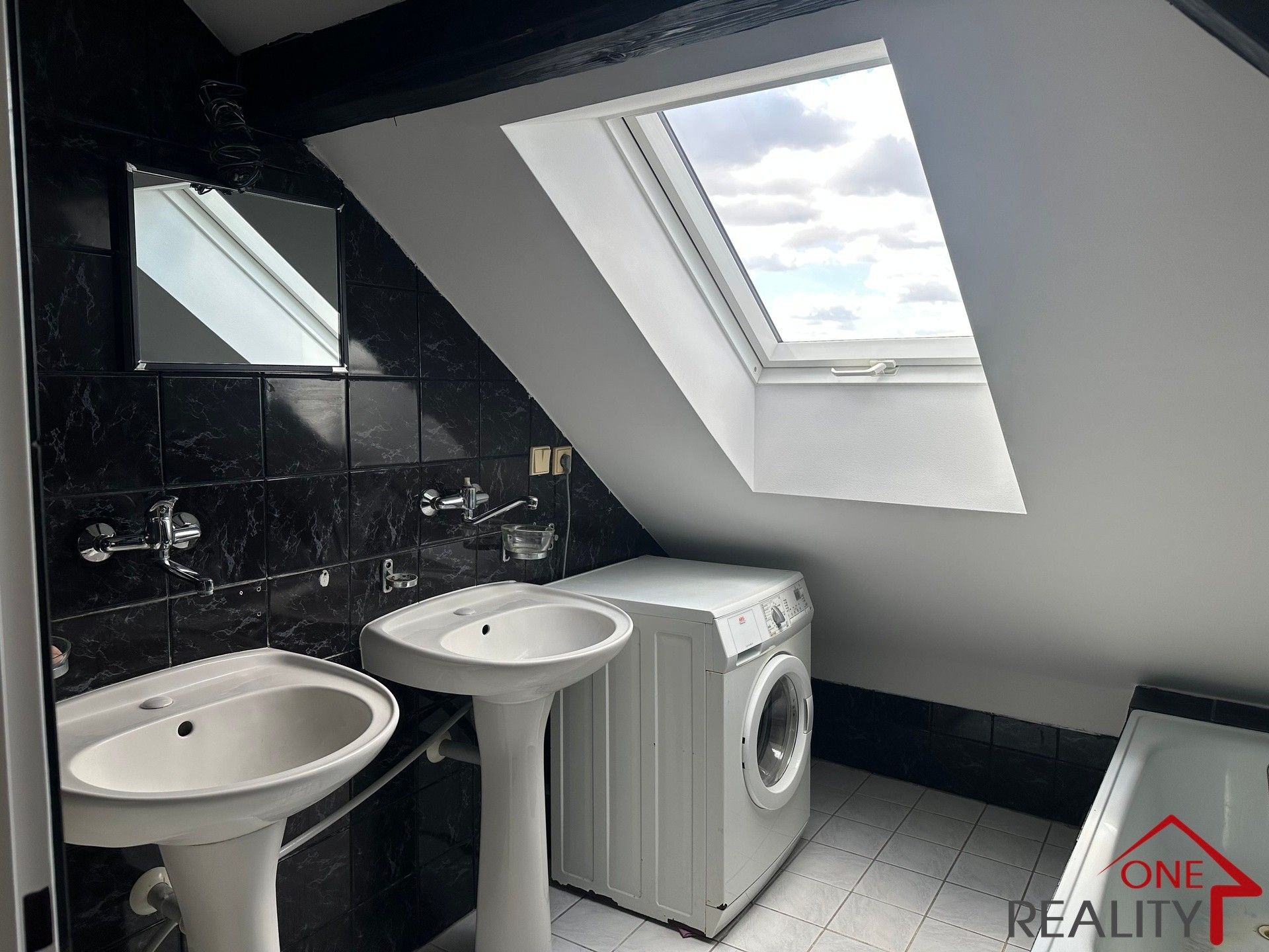 3+1, Hradišťská, Staré Město, 90 m² - 2