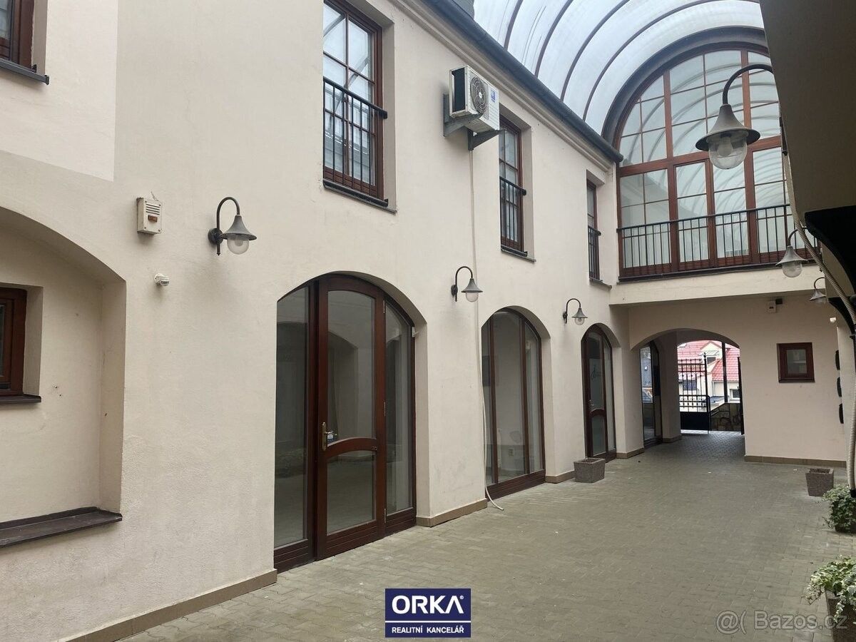 Kanceláře, Zábřeh, 789 01