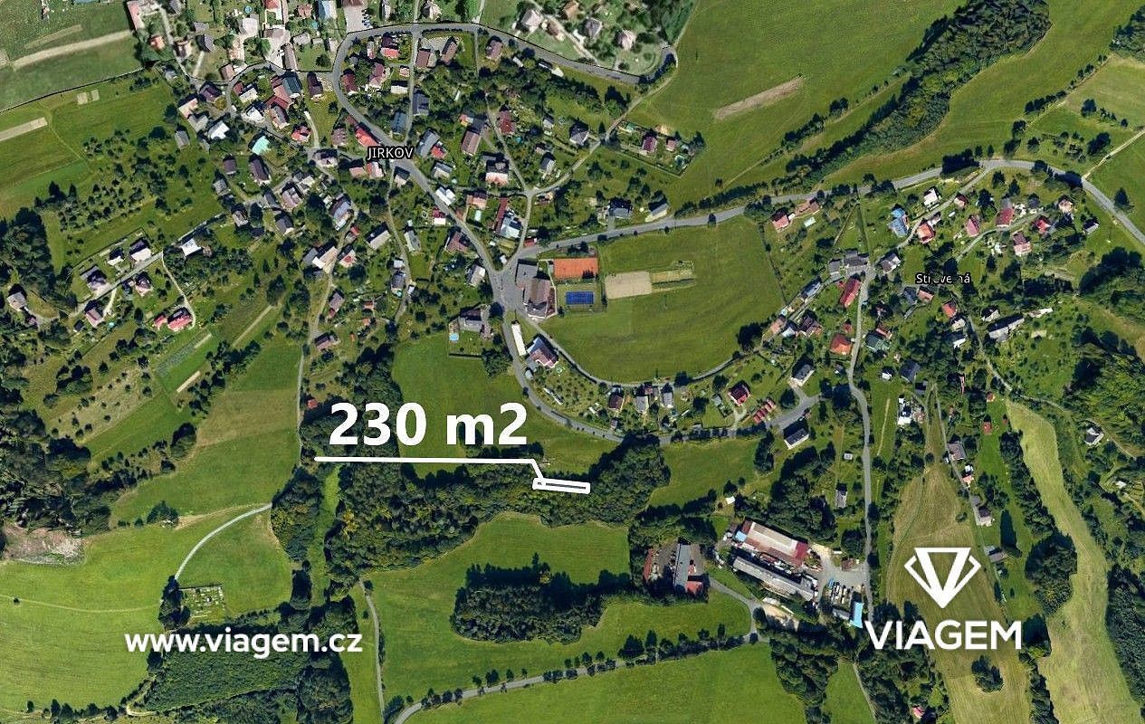 Zahrada, 2 553 m²