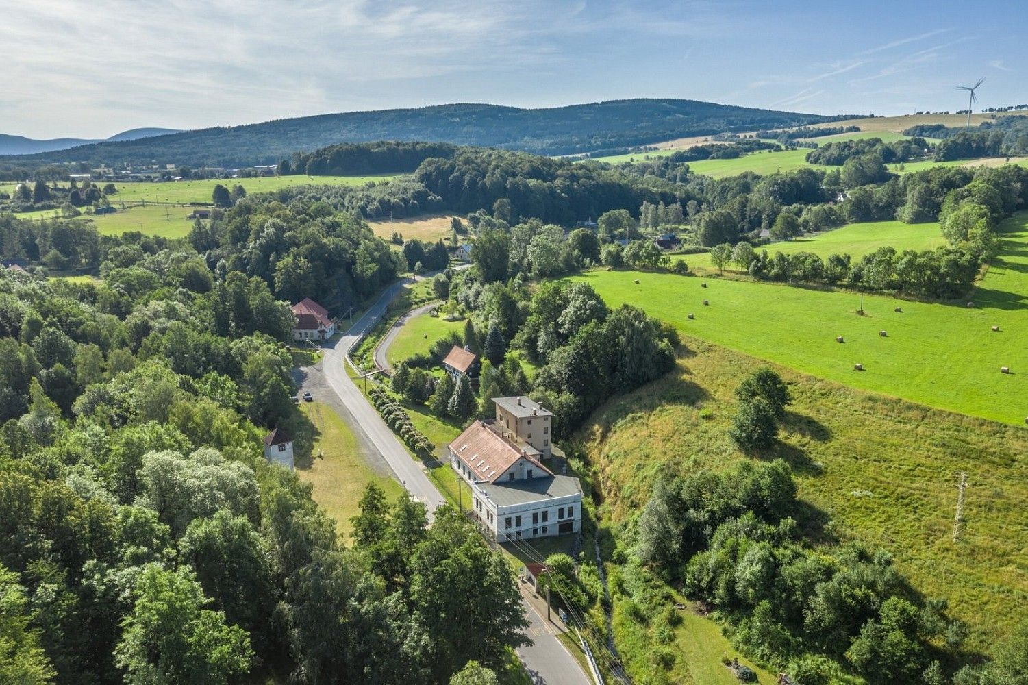 Rodinné domy, Heřmanice, okres Liberec, Liberecký kraj, 250 m² - 2