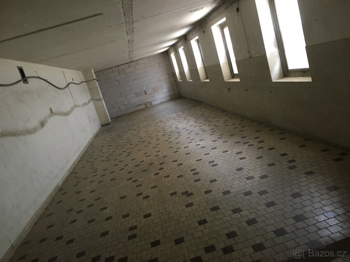 Pronájem sklad - Blansko, 678 01