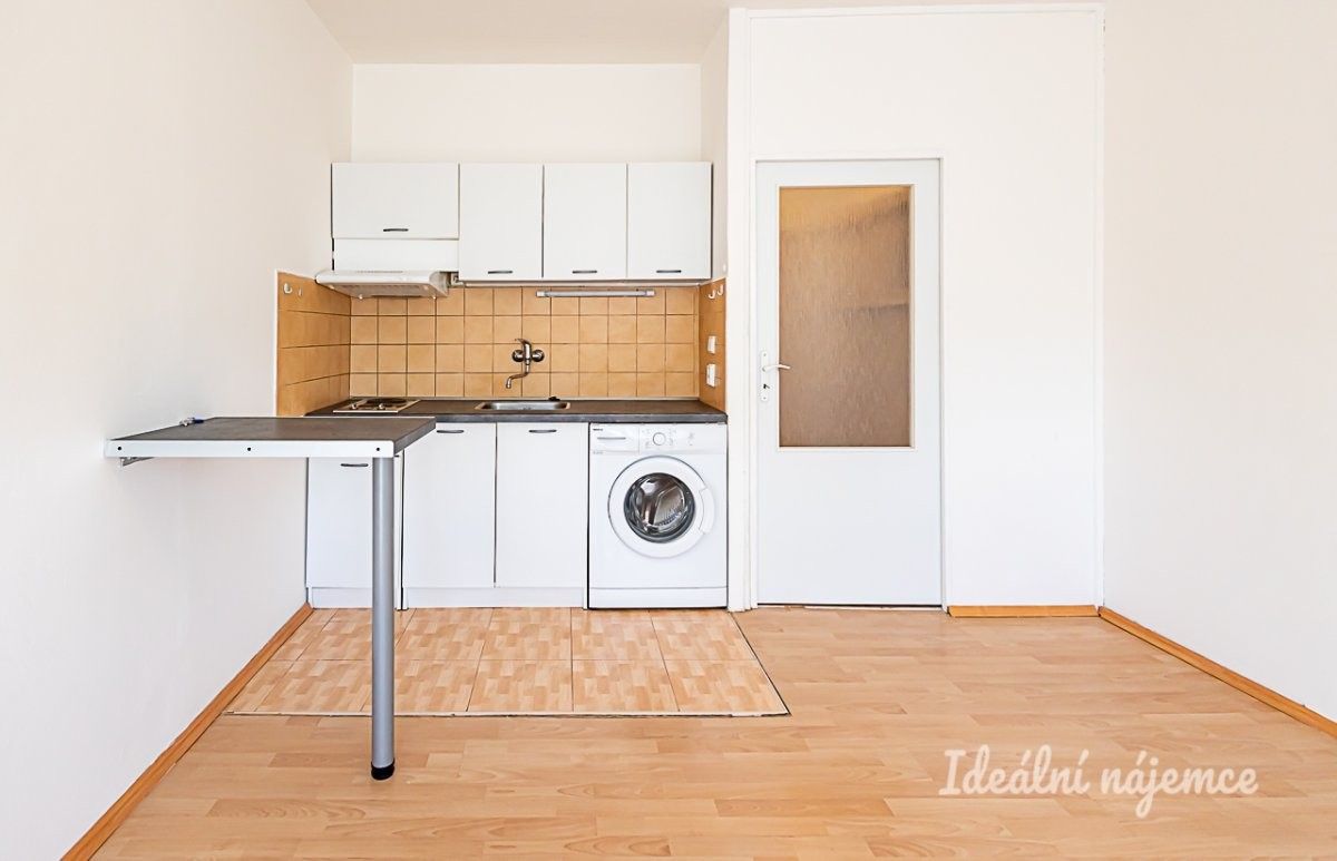 Pronájem byt 1+kk - Jahodová, Praha, 33 m² - 5