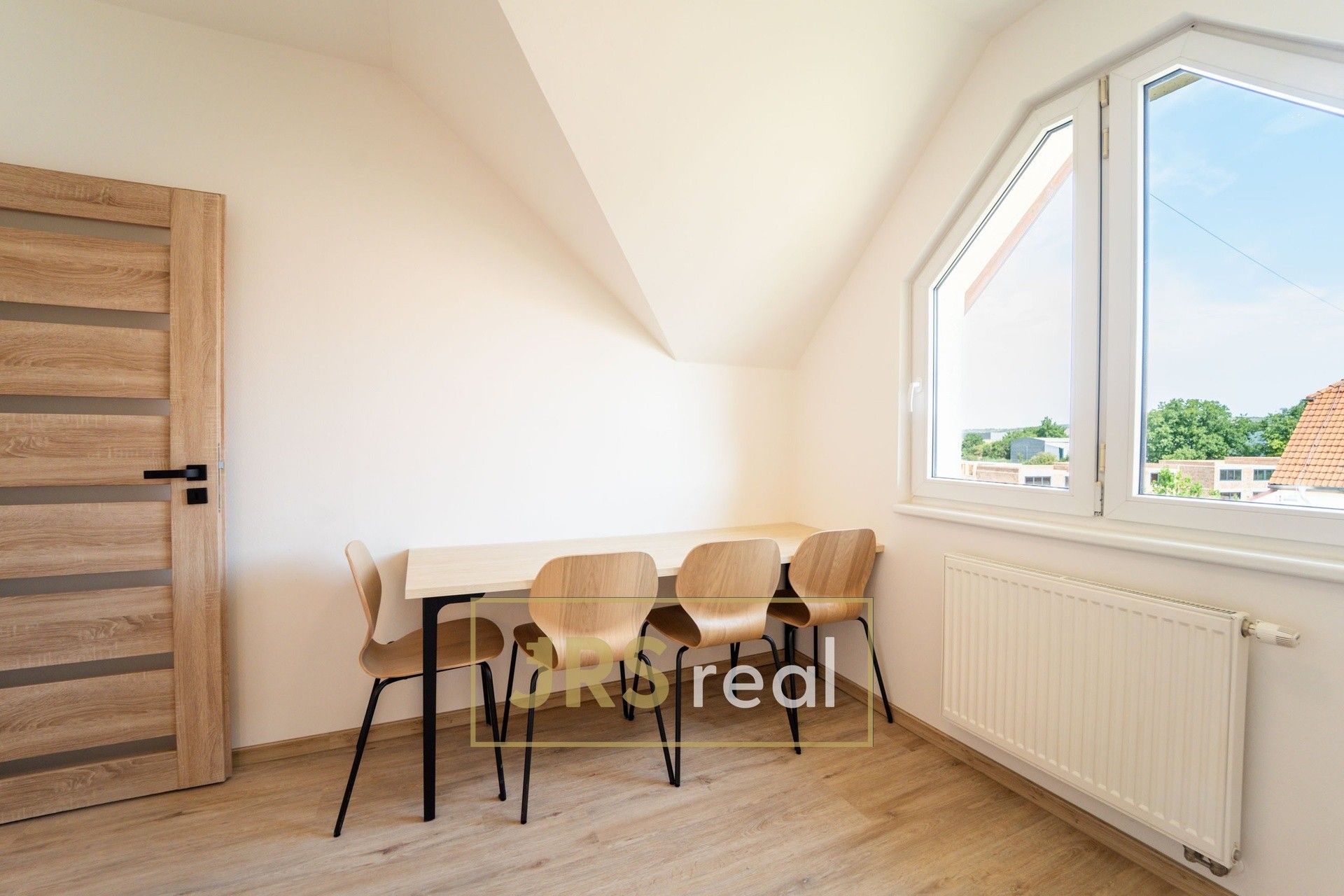 3+1, Gen. Peřiny 1294, Hustopeče, 78 m² - 2