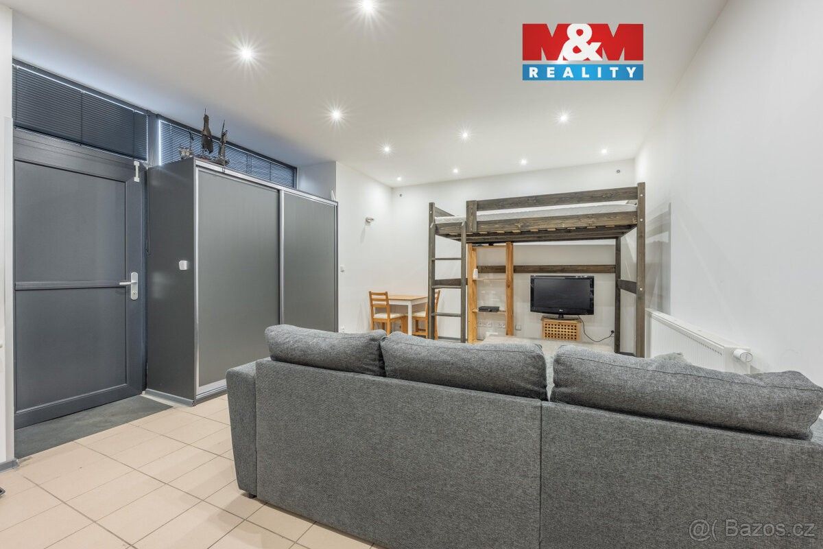 Rodinné domy, Kladno, 273 09