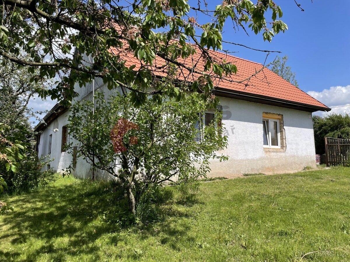 Rodinné domy, Čechtice, 257 65