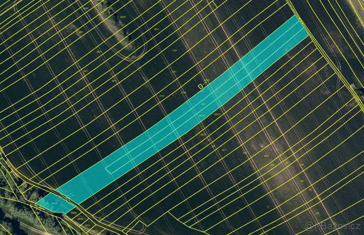 Prodej pozemek pro bydlení - Jalubí, 687 05