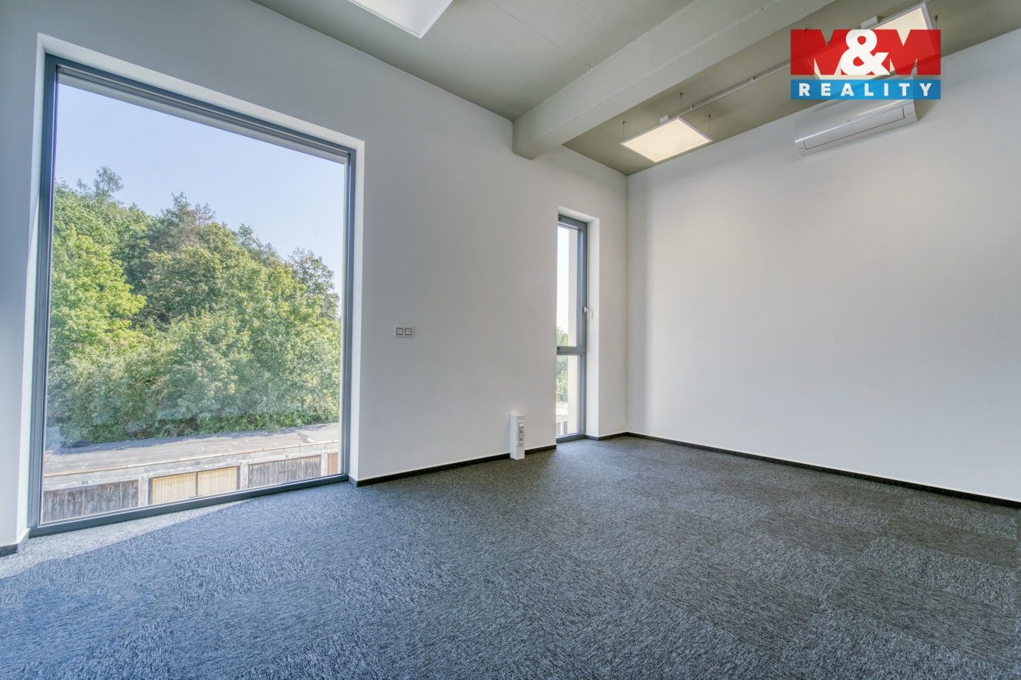 Pronájem kancelář - Republikánská, Plzeň, 18 m²