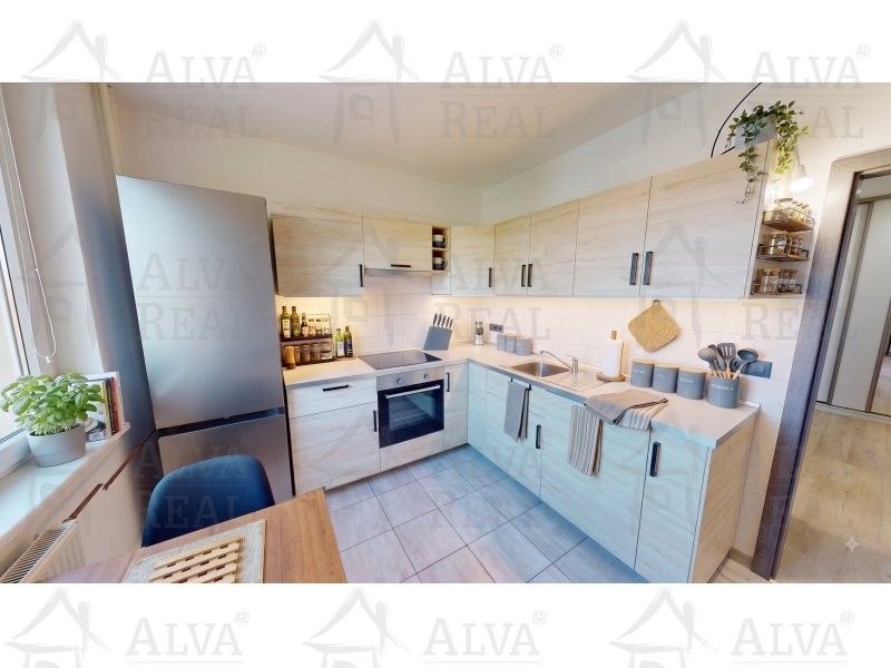 Prodej byt 3+1 - Josefy Faimonové 2246, Brno Líšeň, 75 m² - 5