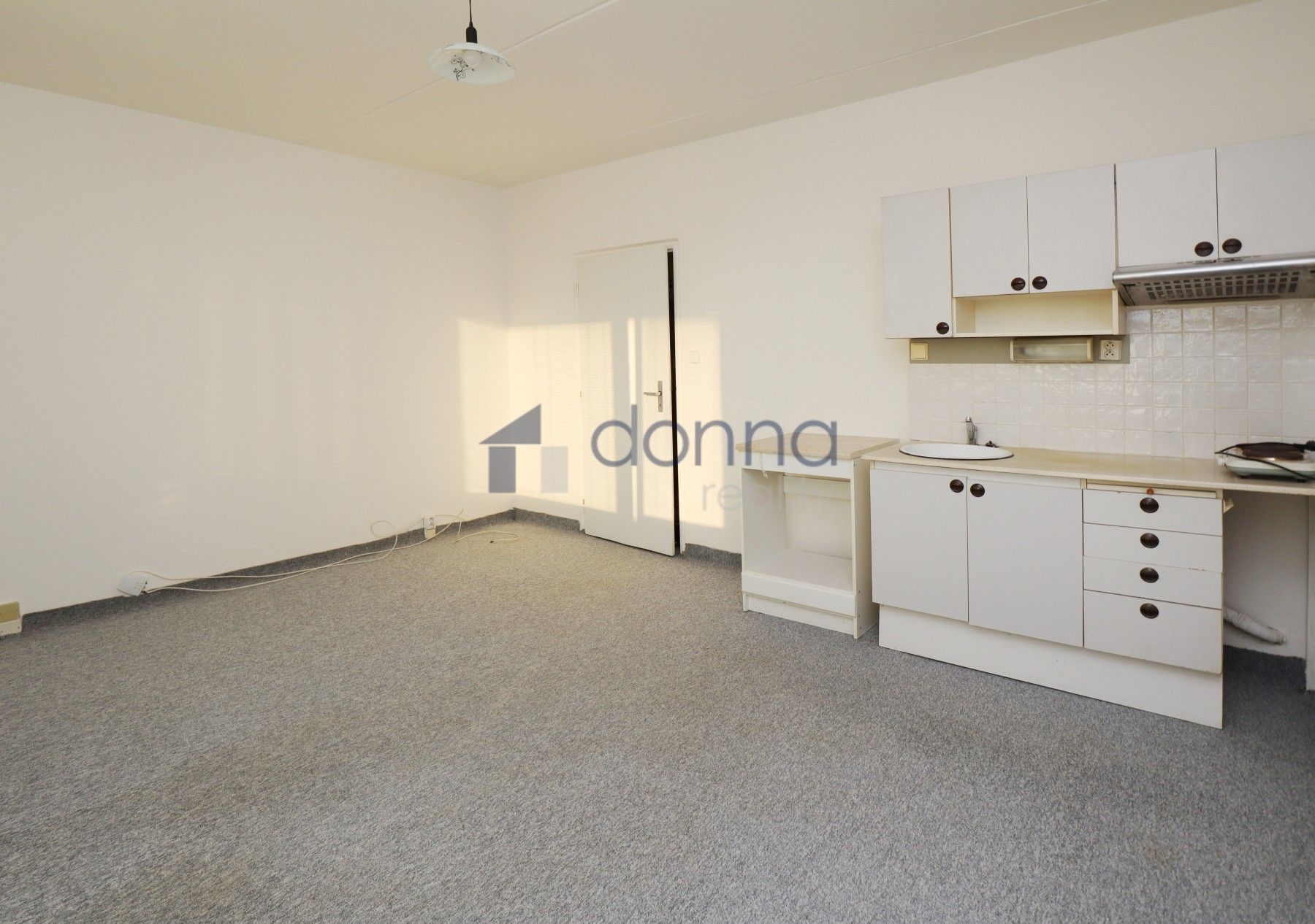 Pronájem byt 1+kk - Mařatkova, Praha, 30 m²