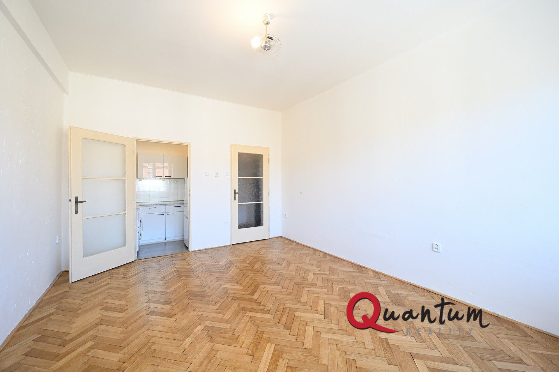 Byt 1+kk · 29 m² · Veverkova 1418, Praha Holešovice - 3